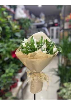 15 Adet Beyaz Lale Buketi