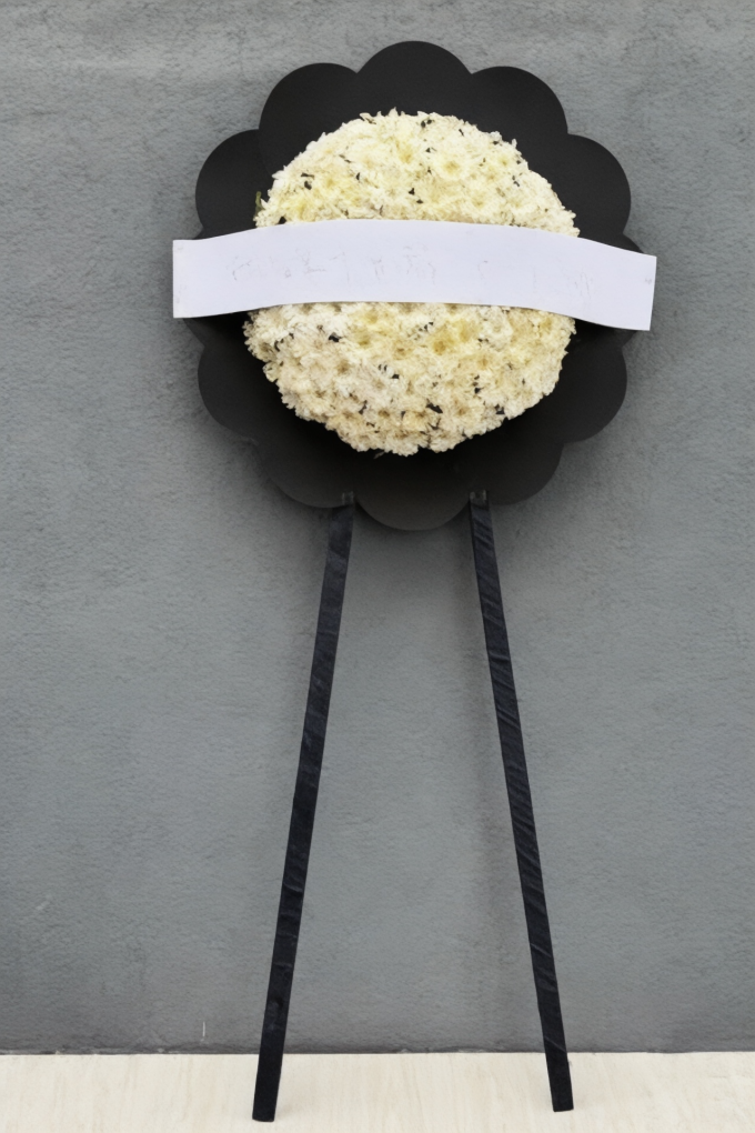 Beyaz Gelberalı Klasik Cenaze Çelengi