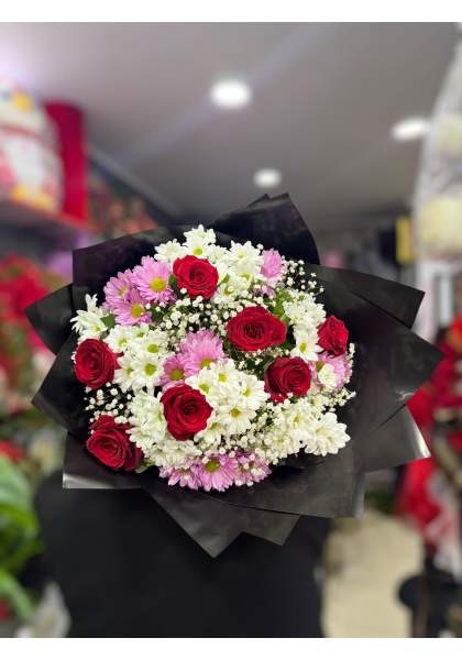 7 Adet Güllü Kasımpatılı Buket