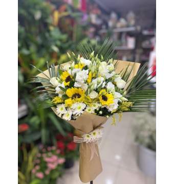 Lisyantus Ve Bembeyaz Güller