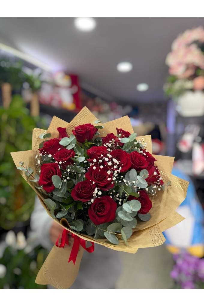 17 Adet Kırmızı Gül Buketi 17 Adet Kırmızı Gül Buketi