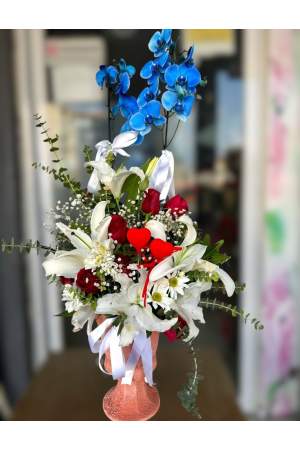 Mavi Orkide, Lilyum ve Kırmızı Gül Aranjmanı