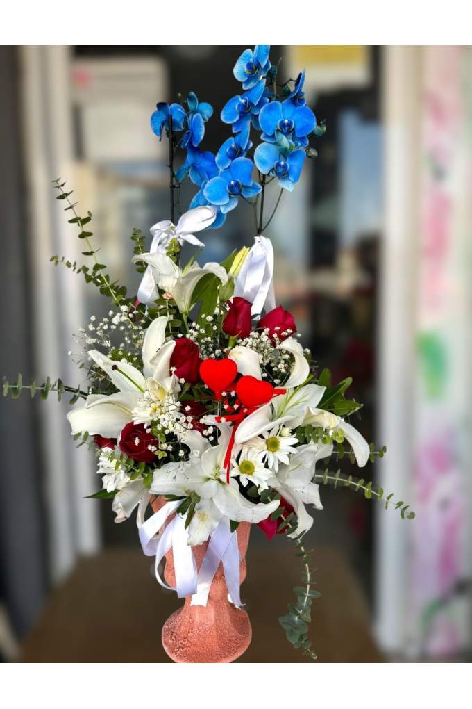 Mavi Orkide, Lilyum ve Kırmızı Gül Aranjmanı