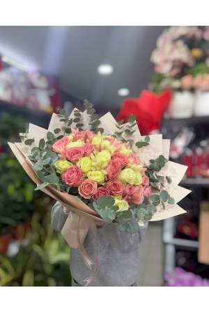 41 Adet İthal Beyaz Pembe Gül Buketi