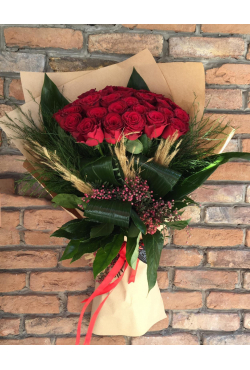 41 İthal Güllü Buket