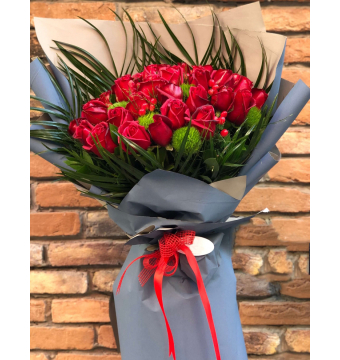 41 Yerli Gül Buketi