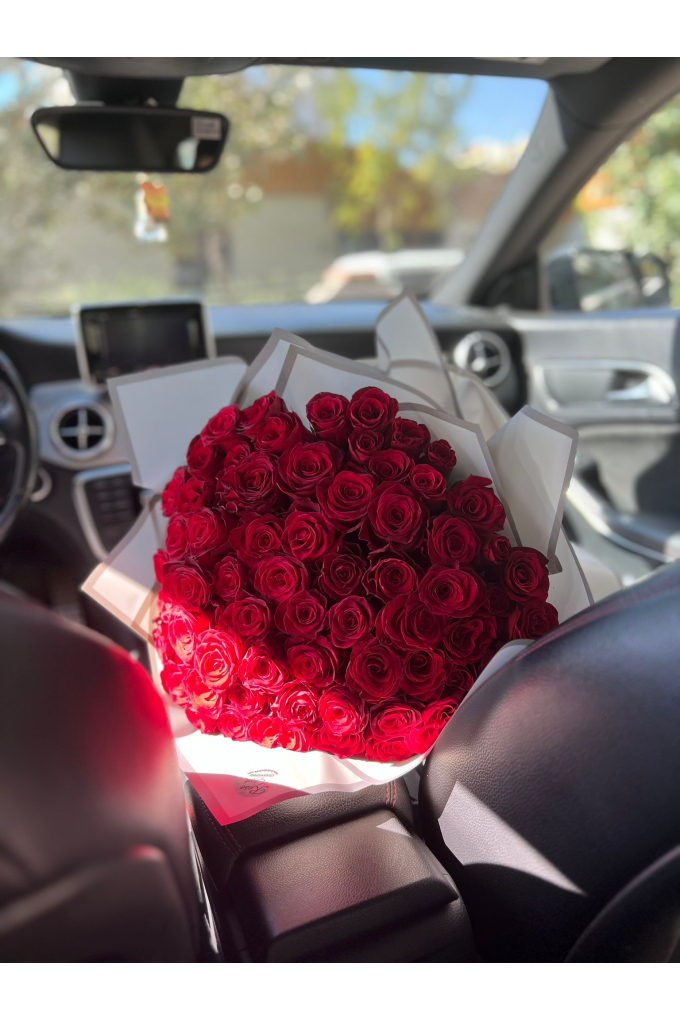 81 Adet Kırmızı Gül Buketi