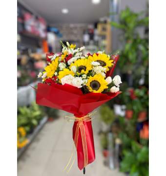 Ay Çiçeği ve Lisyantus Buketi