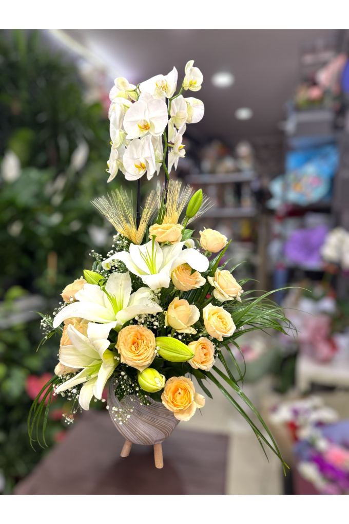 Ayaklı Saksı Da Orkide Aranjmanı