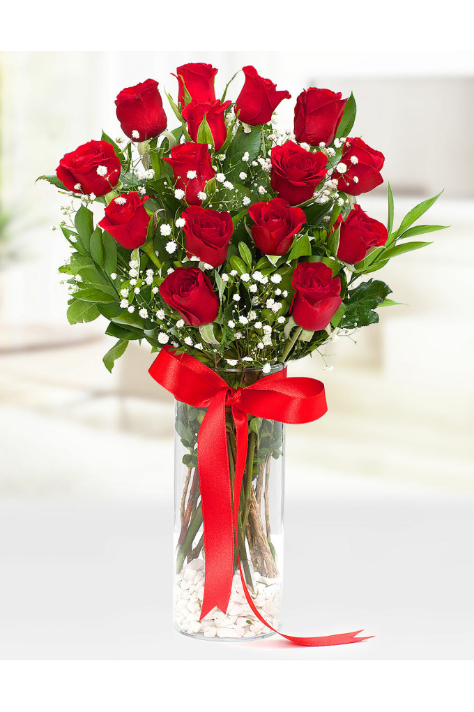 Cam Vazoda 21 Kırmızı Gül Cam Vazoda 21 Kırmızı Gül