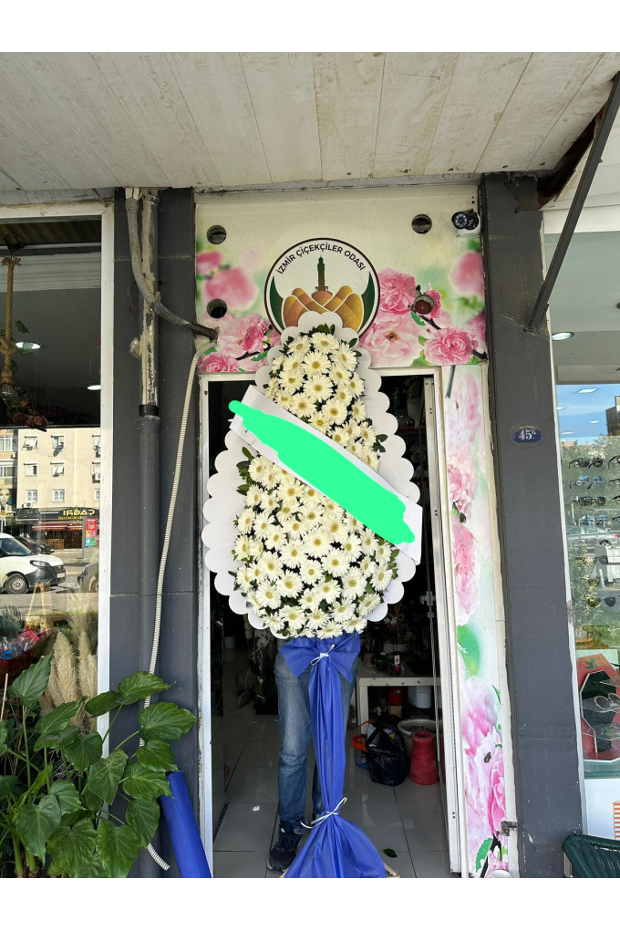 Beyaz Gerberalı Çelenk