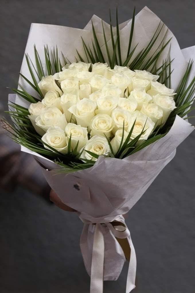 31 Adet Beyaz Gül Buketi