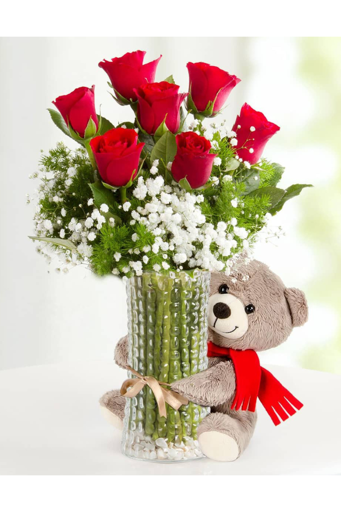 Vazoda 7 Gül ve Ayıcık Vazoda 7 Gül ve Ayıcık